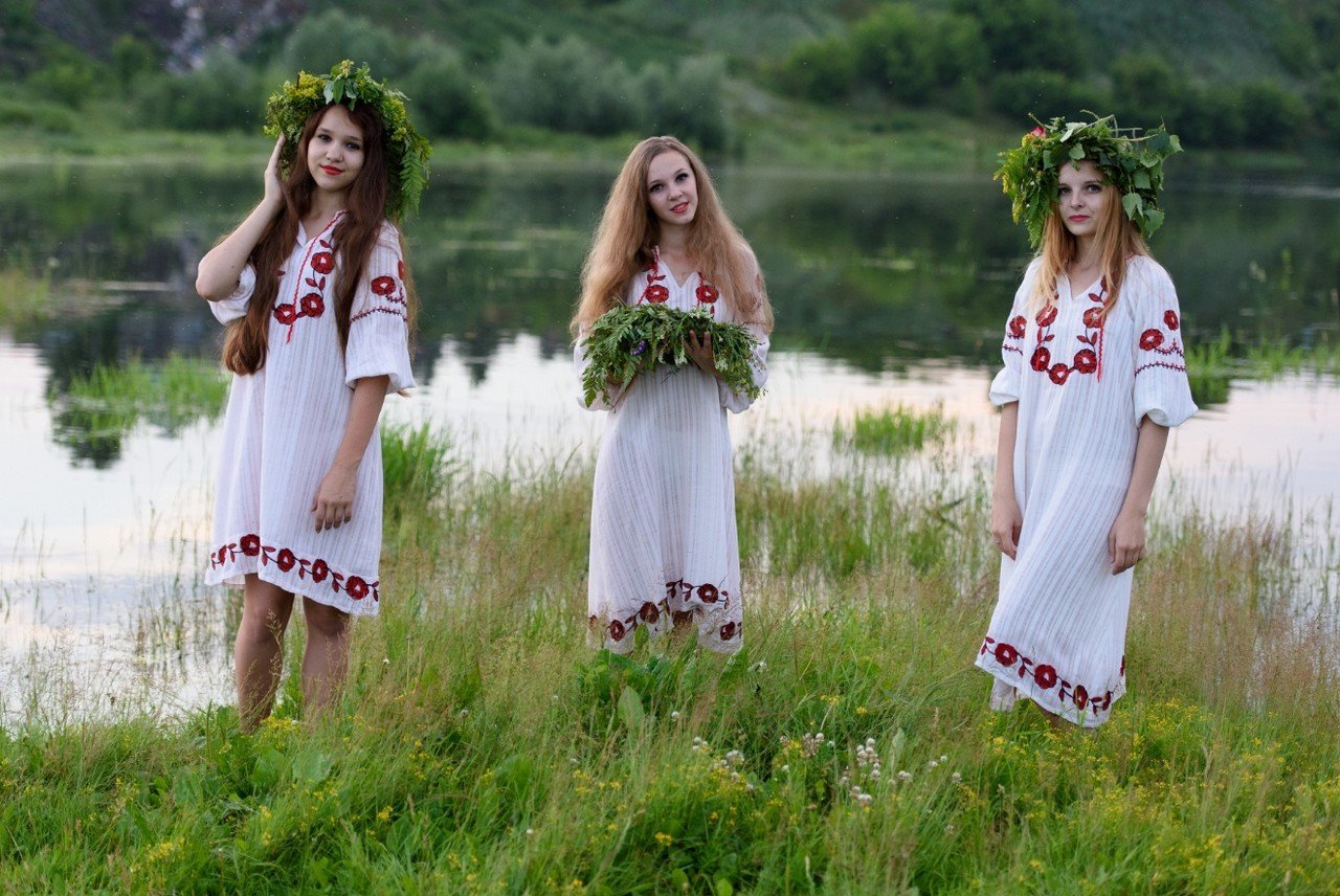 Slavic women in Riga