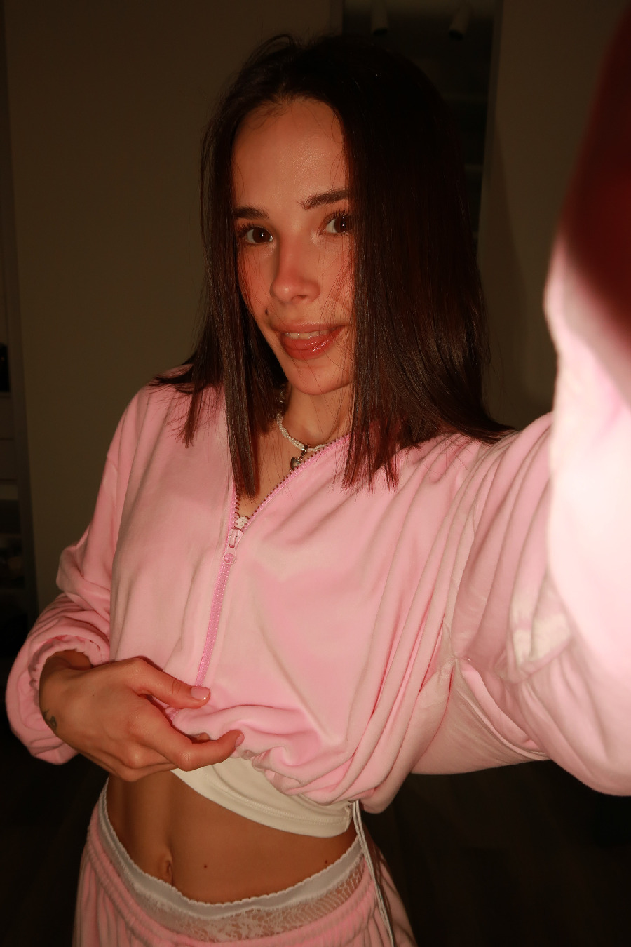 Tina brings the glow — live moments in Riga